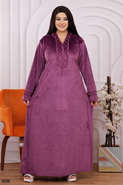 Generies High-quality Moroccan velvet jalabiya with a stunning design