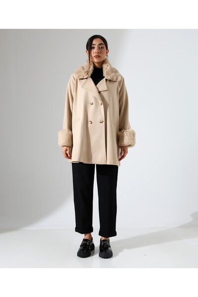 Fi'l Arz Fashion Women's Button Closure Fur Detail Jacket