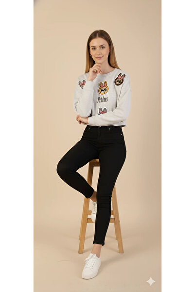 cemo Women's Labubu Character Patch Detailed Crop Sweat Crew Neck Long Sleeve Short Sweat