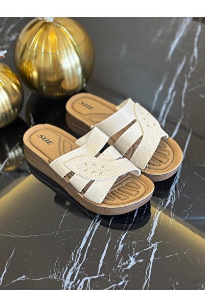 Sue Kadın Krem Renkli Anatomik Ortopedik Delikli Bantlı Rahat Terlik