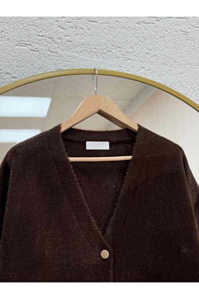 BENAHOLL Alivia Metal Button Long Beard Cardigan-Kr5032 Coffee