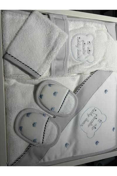 Gaye Teddy Bear Head Embroidered Baby Towel Bathrobe Set