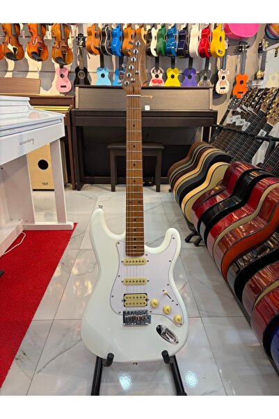 GMC MUSIC STORE Elektro Gitar Seti Hss Manyetik ( Kılıf,pena,yedek tel,akort aleti)