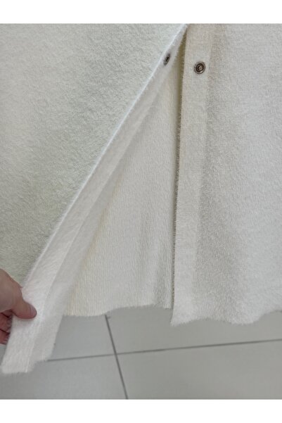 BENAHOLL Alivia Metal Button Long Beard Cardigan-Kr5032 White