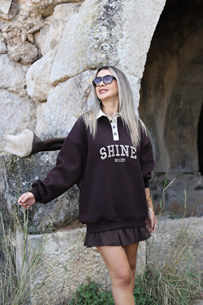 bytugcekaya Суитшърт с капси с принт на кафе