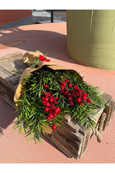 LushCo Yılbaşına Özel Bordo Kokina Buketi