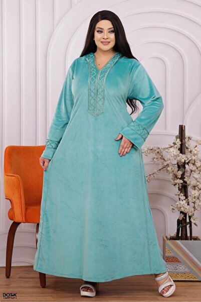 Generies High-quality Moroccan velvet jalabiya with a stunning design