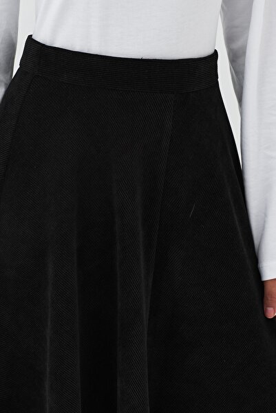 QANU Mira Skirt Black