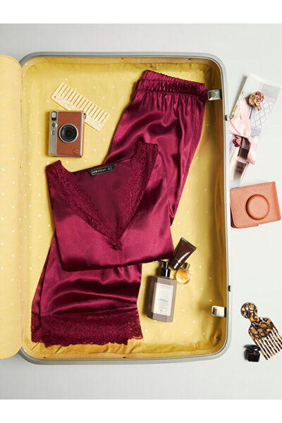 LC Waikiki V-izrez Čipka Detaljan satenski ženski pidžama set