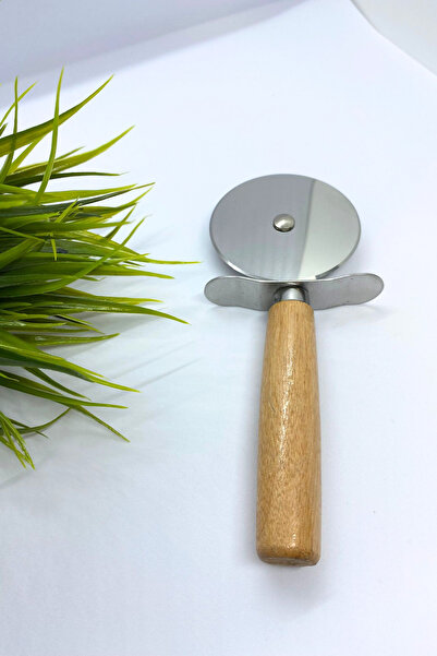 ViZKA Bamboo Handle Pizza Cutter