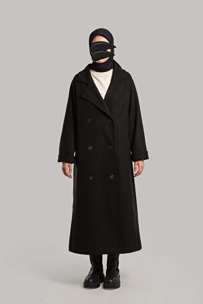 Emare Double Breasted Stamped Coat