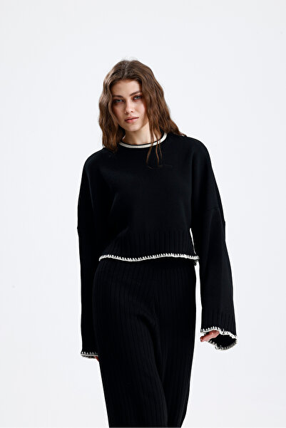 markazzi Women's Black Ornate Stitched Knitwear Pants Sweater Two-Piece Set