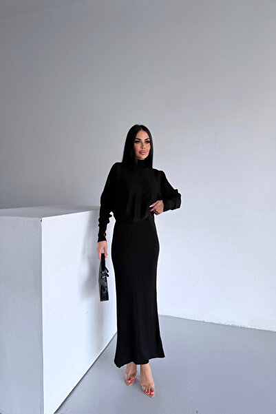 LİLA İSTANBUL Rochie neagră din tricot dublu cu gât roșu (Mărimea standard S/...