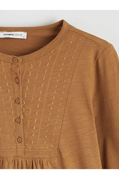 LC Waikiki Lcw Grace Crew Neck Embroidered Blouse