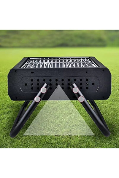 Ch Portable charcoal grill with a practical design – ideal for trips and camping
