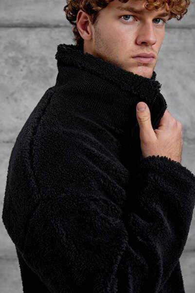 NOMARC Черна фланелка с половин цип LNS