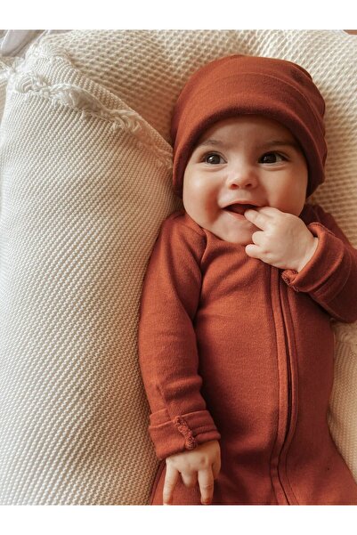 Lovedbaby Baby hat with 2 sides, 100% cotton, Cinnamon pinecone, 0-12 months