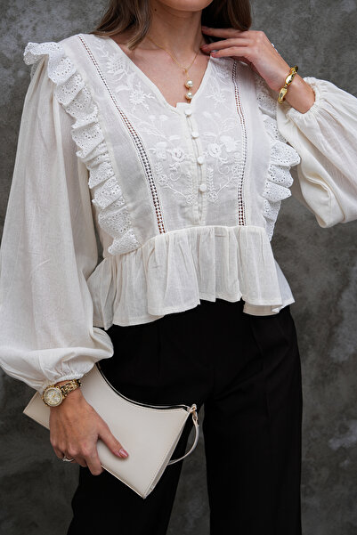 FancyWorld Ruffled Button Detailed Fisto Brode Pattern Embroidered Blouse