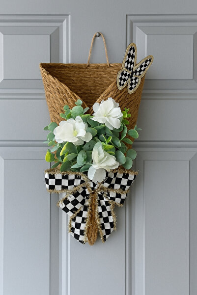 Marrone سلة بتصميم باب مزخرف بالزهور البيضاء