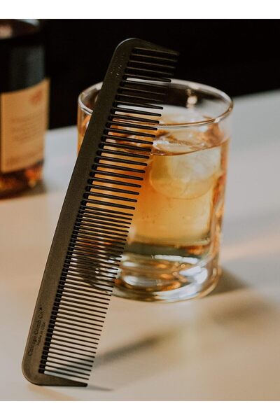 Chicago Comb Model 6 Carbon Fiber Comb, 17.8 cm, Graphite Black, Anti-Static