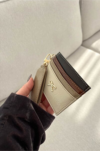 Yuka Atelier Shiny Faux Leather Card Holder with Bow Detail