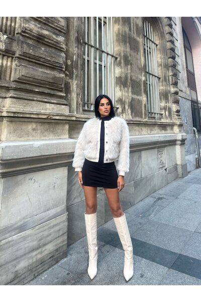 Captival Women's Premium Buttoned Faux Fur Jacket