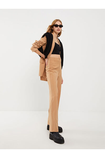 LC Waikiki Γυναικείο ίσιο παντελόνι Standard Fit