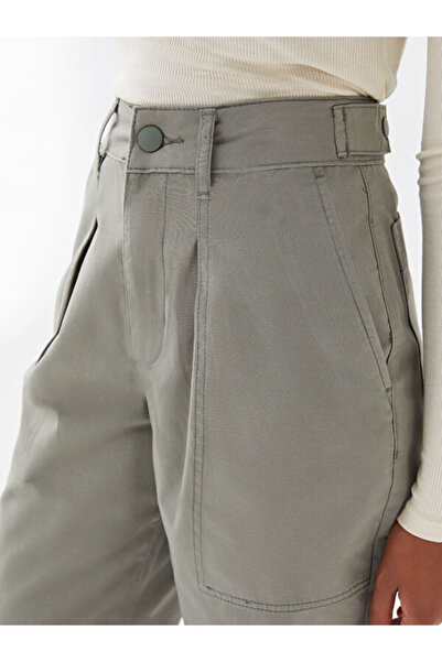 LC Waikiki Comfortable Fit Straight Gabardine Women's Trousers