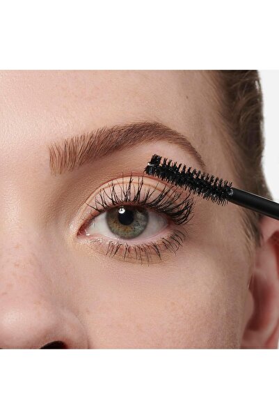 MAKEUP REVOLUTION 5D Lash Mascara, White