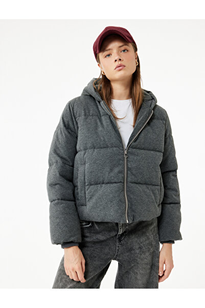 Koton με κουκούλα Μακρυμάνικο πουπουλένιο παλτό με φερμουάρ και λεπτομέρεια καπιτονέ ανοράκ