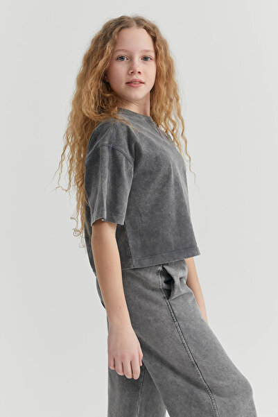 PAULMARK Girl's T-Shirt with Stitching Detail