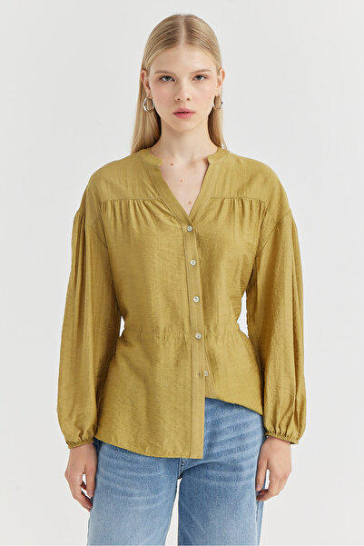 PAULMARK Дамска риза с висока яка и колан в талията