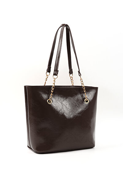 SHAKA Crinkled Textured Brown Shk256 Faux Leather Zippered Single Compartment Chain Strap Hand, Arm, and Shoulder Bag