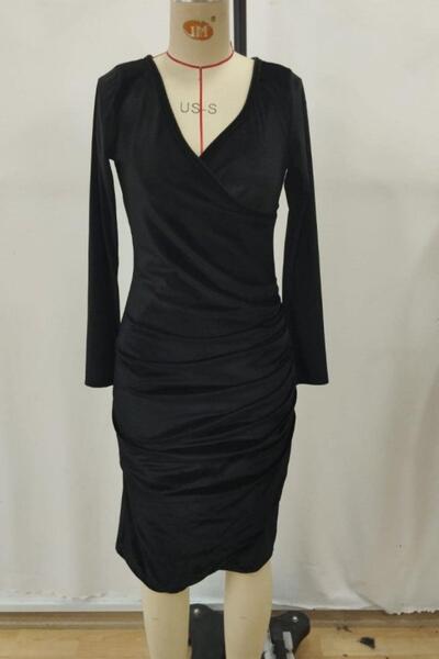 Mossta Double-Breasted Collar Gathered Midi Velvet Dress - Black