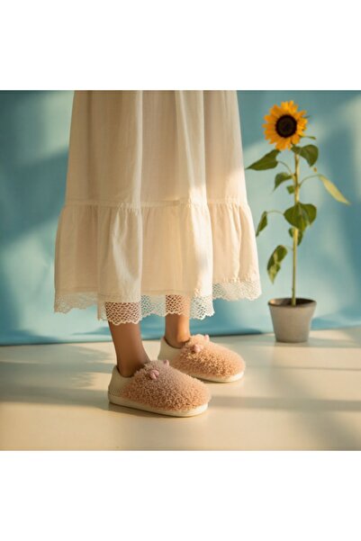 OEM Fluffy and warm slippers for women, cheerful slippers with funny design, H46