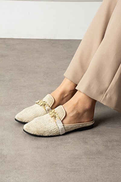 FUGA MODA Noira Beige Short Furry Elegant Engagement Dowry Bundle Guest House Slippers