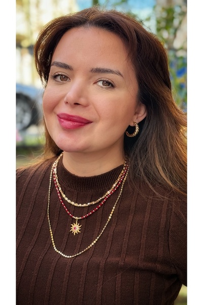 Bijouzel Kırmızı Boncuklu Gold Güneş Figürlü 3’lü Kolye Kombini