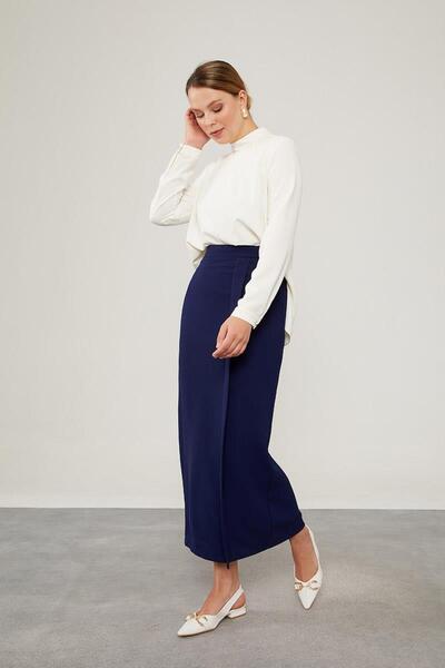 Levidor Lacivert Şerit Detay Kalem Etek