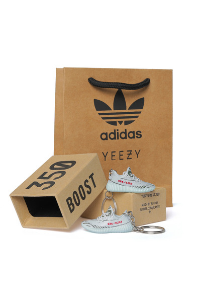 YEEZY Boost 350 V2 "Blue" Tint Keychain, Box and Bag Set
