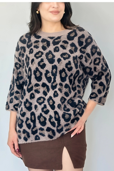 Bİ.GİYSEN Women's White Crew Neck Patterned Angora Beard Soft Yarn Knit Comfortable Fit Tiriko Sweater