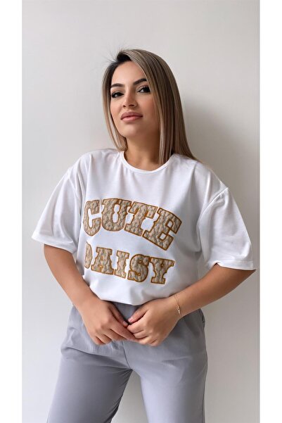 SEDA FİDAN BOUTIQUE تي شيرت ديزي لطيف منقوش باللون البيج