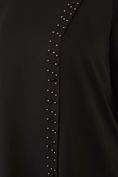 Levidor Black Pearl Embroidered Chiffon Two-Piece Suit