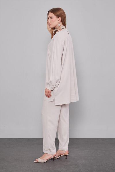 Levidor Διπλό σετ με λεπτομέρεια με κουμπιά με λαιμόκοψη από πέτρα