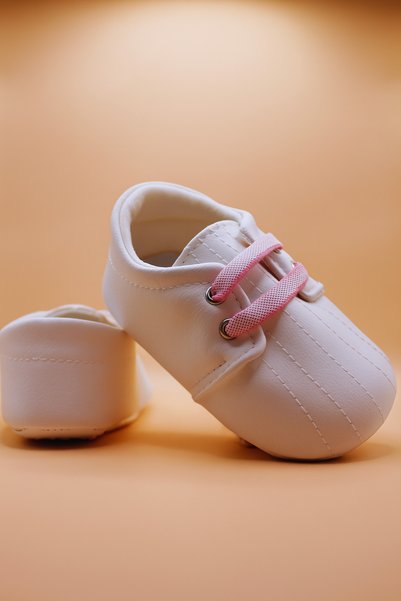 BEBLUXBABY Baby Girl Embroidered/Elastic Shoes