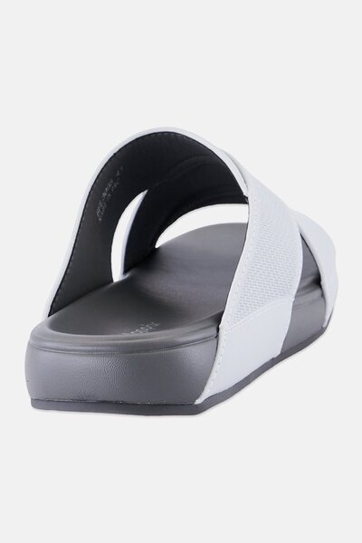 Algspar Men Textured Slip On Arabic Sandals, Light Grey