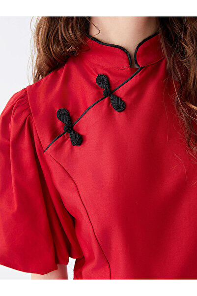 LC Waikiki Nádherné saténové dámské šaty s rovným límečkem a krátkým rukávem