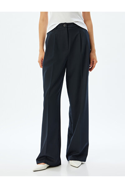 Koton Stoffhose mit Falten, weitem Bein und Taschen