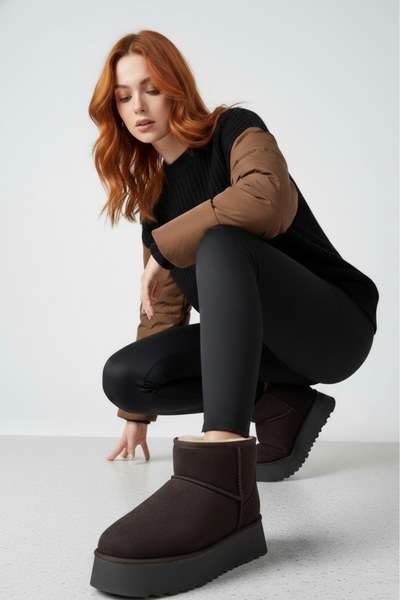 Bayramoğlu Kalın Tabanlı İçi Tüylü Mini Kadın Bot