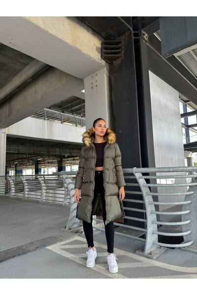 rengamoda Women's fur detail Hooded metal snap pocketed imported fabric long puffer jacket