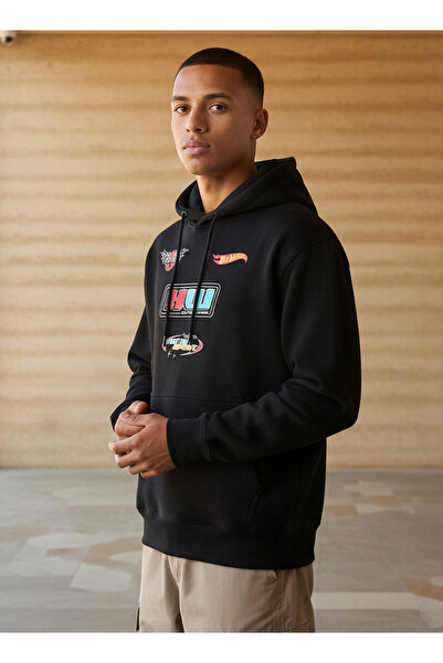 SP Characters Men Oversized Hot Wheels Print Hoodie